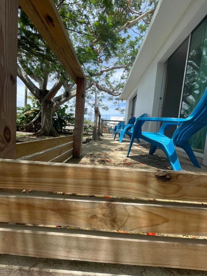 Las Olas Beach Apartments Arecibo Extérieur photo