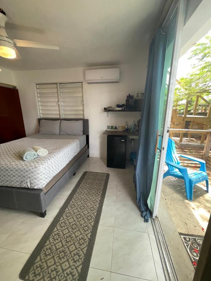 Las Olas Beach Apartments Arecibo Extérieur photo