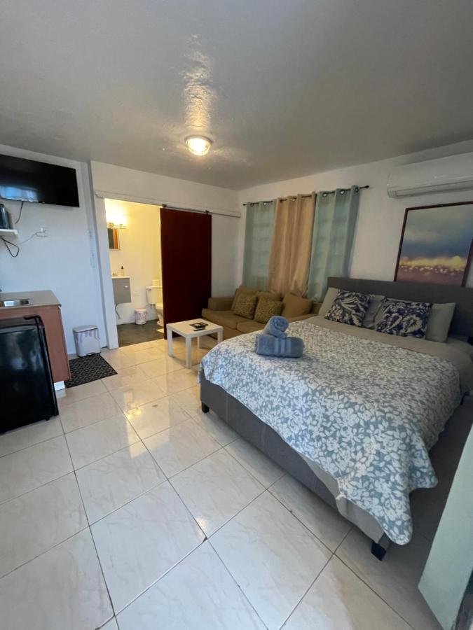 Las Olas Beach Apartments Arecibo Extérieur photo