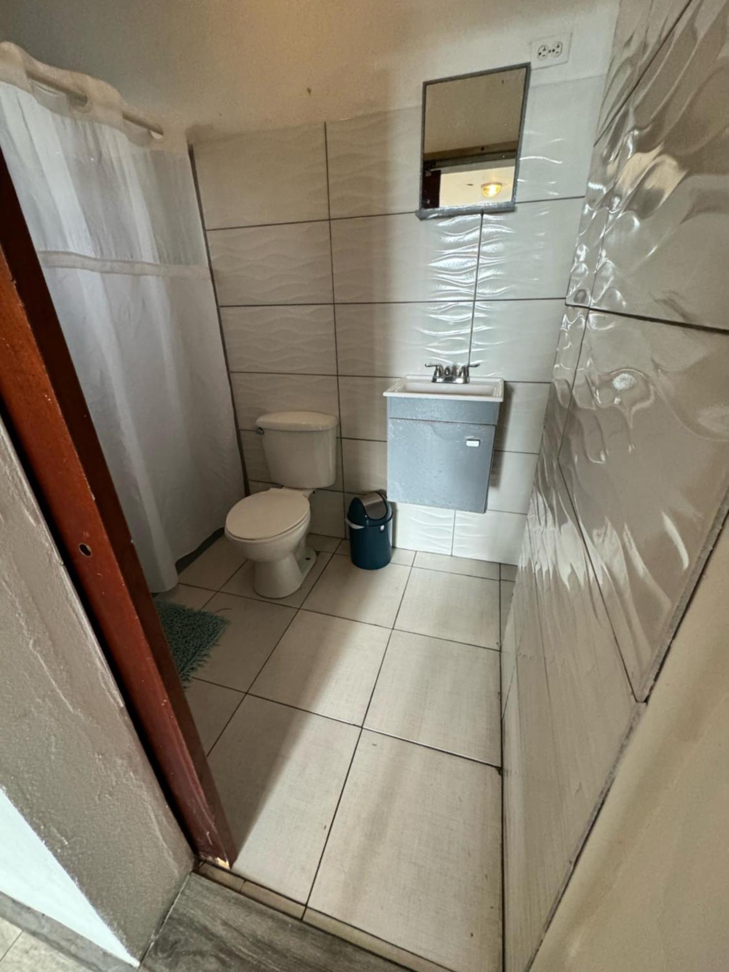 Las Olas Beach Apartments Arecibo Extérieur photo